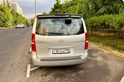 Hyundai Grand Starex