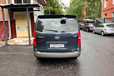 Hyundai Grand Starex
