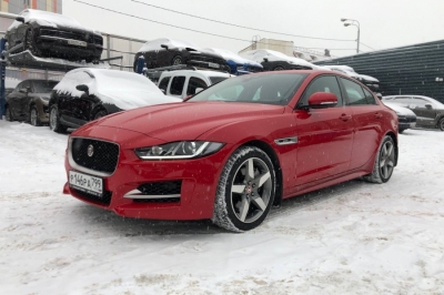 Jaguar XE