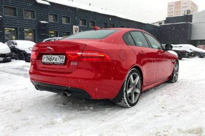 Jaguar XE