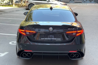 Alfa Romeo Giulia Quadrifoglio