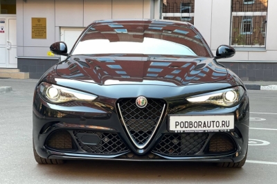 Alfa Romeo Giulia Quadrifoglio