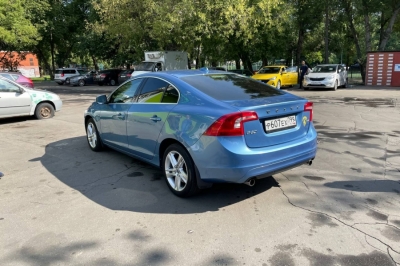 Volvo S60