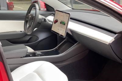 Tesla Model 3 Long Range