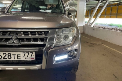 Mitsubishi Pajero IV