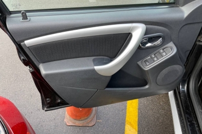 Nissan Terrano III (D10)