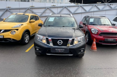 Nissan Terrano III (D10)