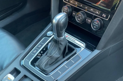 Volkswagen Passat R-line 4M