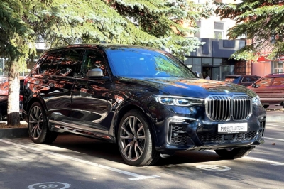 BMW X7 M50d