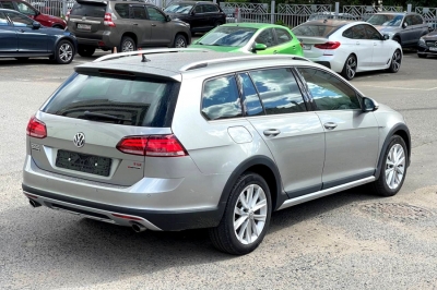 Volkswagen Golf Alltrack