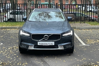 Volvo V90 Cross Country