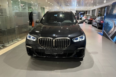BMW X5 M50d IV