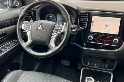 Mitsubishi Outlander PHEV