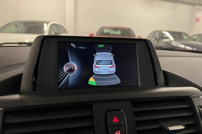 BMW 1 серии 118i