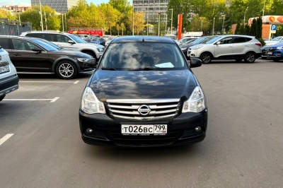 Nissan Almera