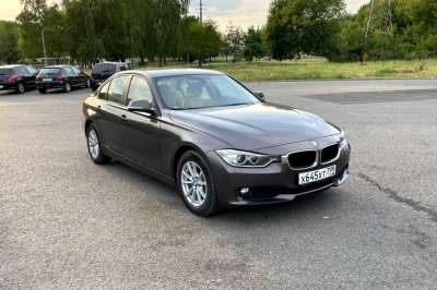 BMW 3 серии 320i