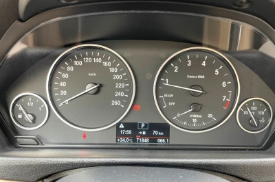 BMW 3 серии 320i