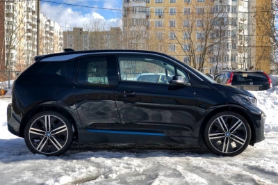 BMW i3