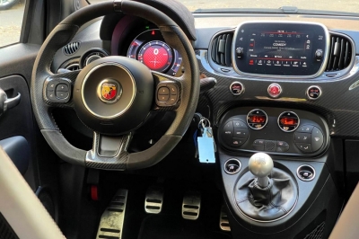 Abarth 595 Competizione