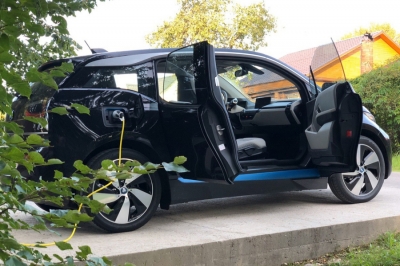 BMW i3