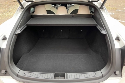 Tesla Model S Performance