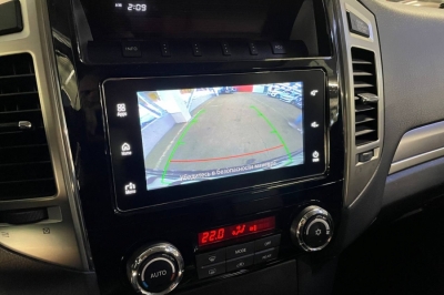 Mitsubishi Pajero IV