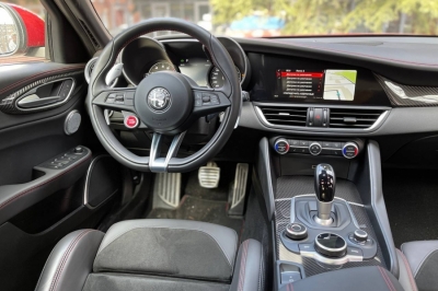 Alfa Romeo Giulia Quadrifoglio 