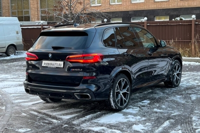 BMW X5 M50d