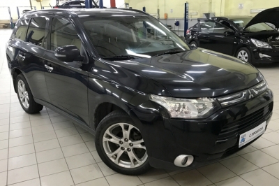 Mitsubishi Outlander III