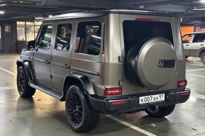 Mercedes-Benz G400