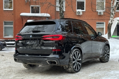 BMW X5 M50d