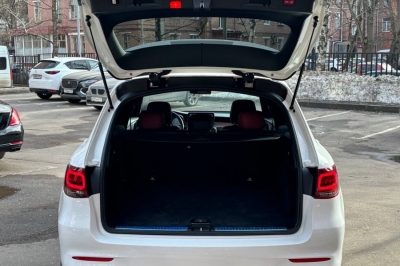 Mercedes-Benz GLC220