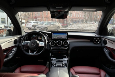 Mercedes-Benz GLC220