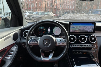 Mercedes-Benz GLC220