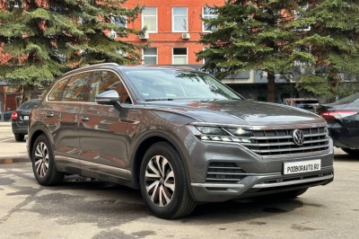 VW Touareg рест