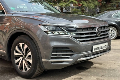 VW Touareg рест