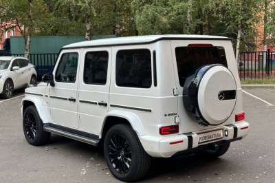 Mercedes-Benz G400