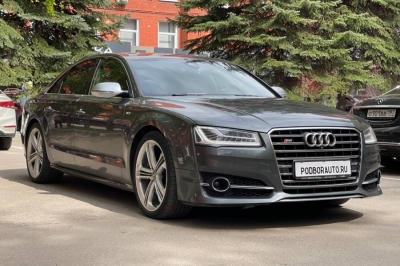Audi S8
