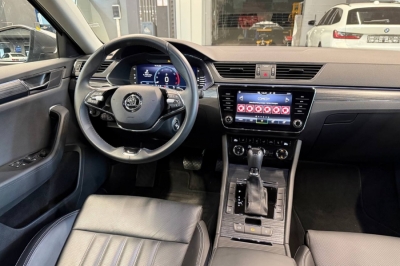 Skoda Superb Style