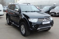 Mitsubishi Pajero Sport