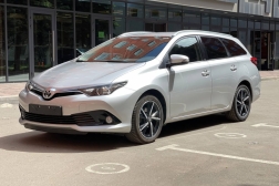 Toyota Auris Touring Sports