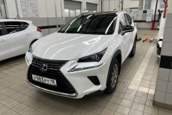 Lexus NX 200
